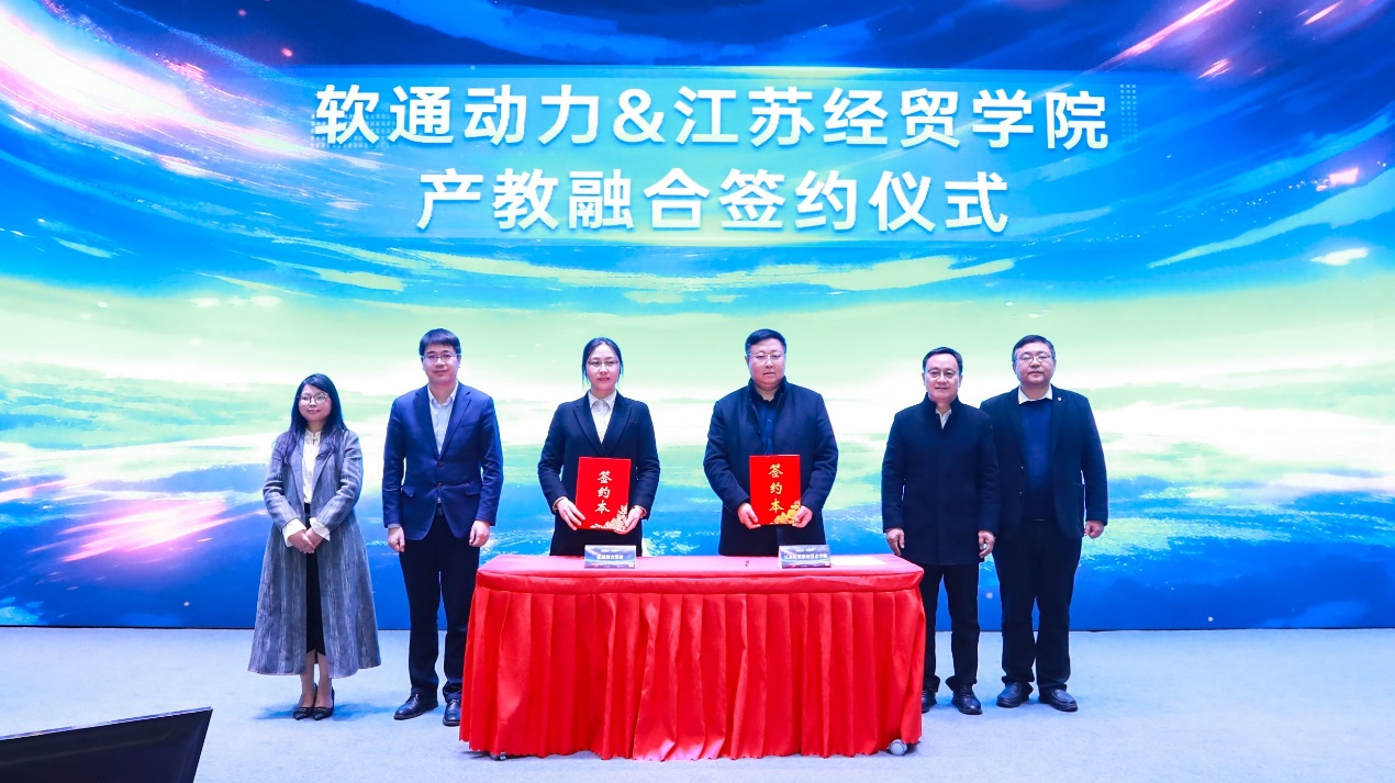 PG电子·模拟器(试玩游戏)官方网站